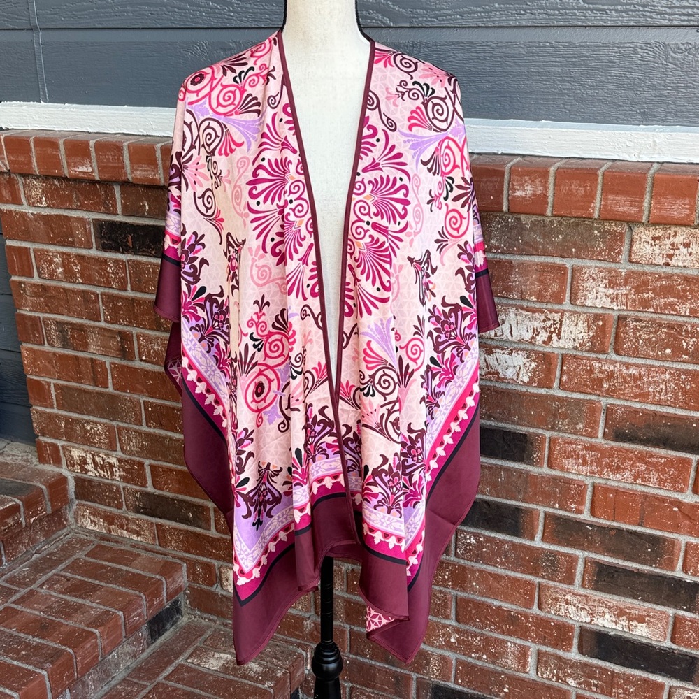 CHICO'S Reversible Mirage Print Ruana Covering Black Currant Kimono Shawl O/S